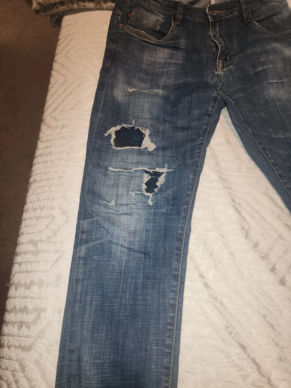 Gucci Men’s Blue Denim Jeans with Red-Green Web Stripe